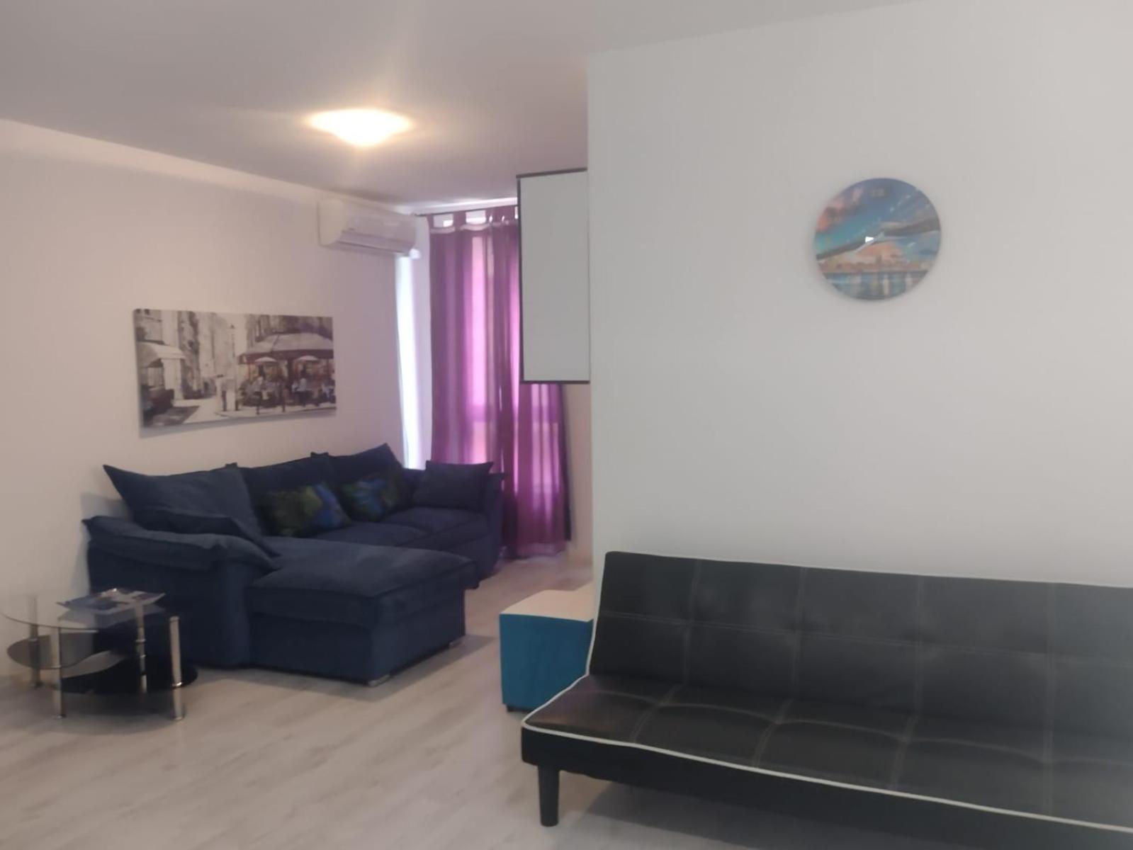 Private Apartment With Parking And Pool Balchik Exterior foto