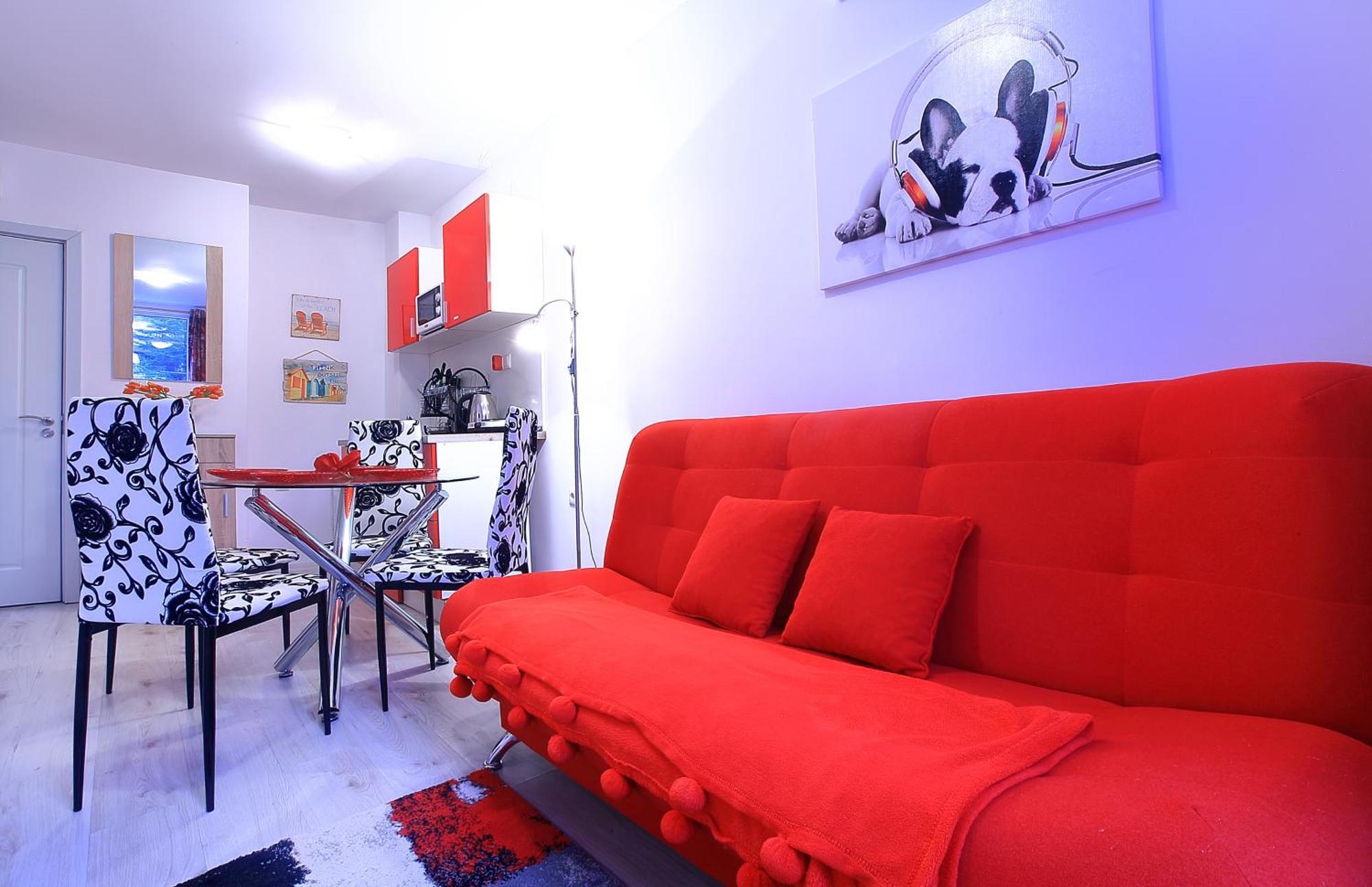 Private Apartment With Parking And Pool Balchik Exterior foto