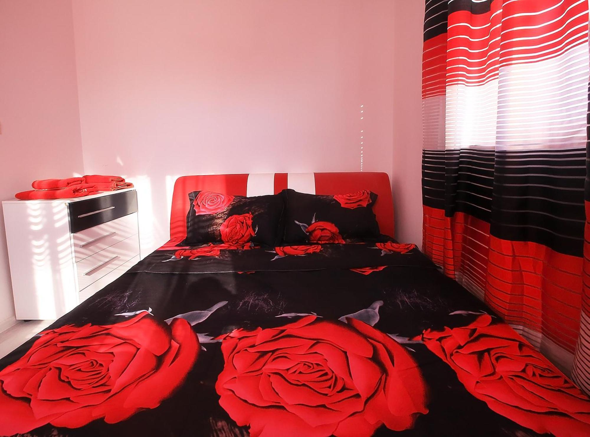 Private Apartment With Parking And Pool Balchik Exterior foto