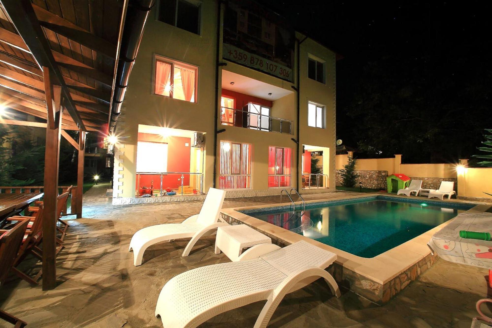 Private Apartment With Parking And Pool Balchik Exterior foto