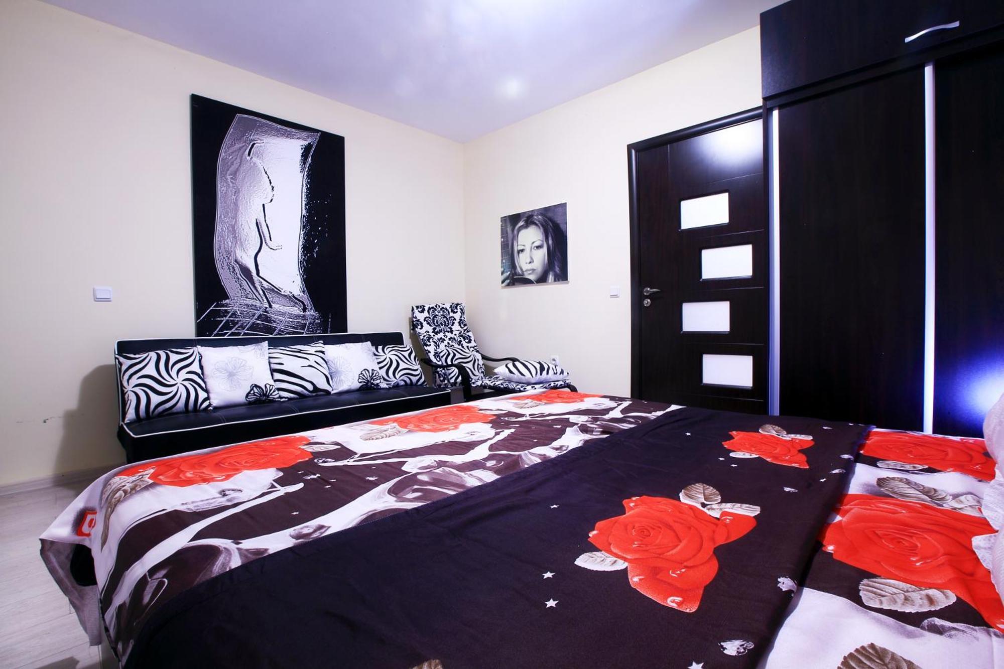 Private Apartment With Parking And Pool Balchik Exterior foto